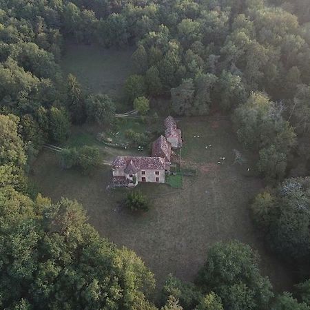 Touvent Maison Au Milieu Des Bois Savignac-de-Miremont Экстерьер фото