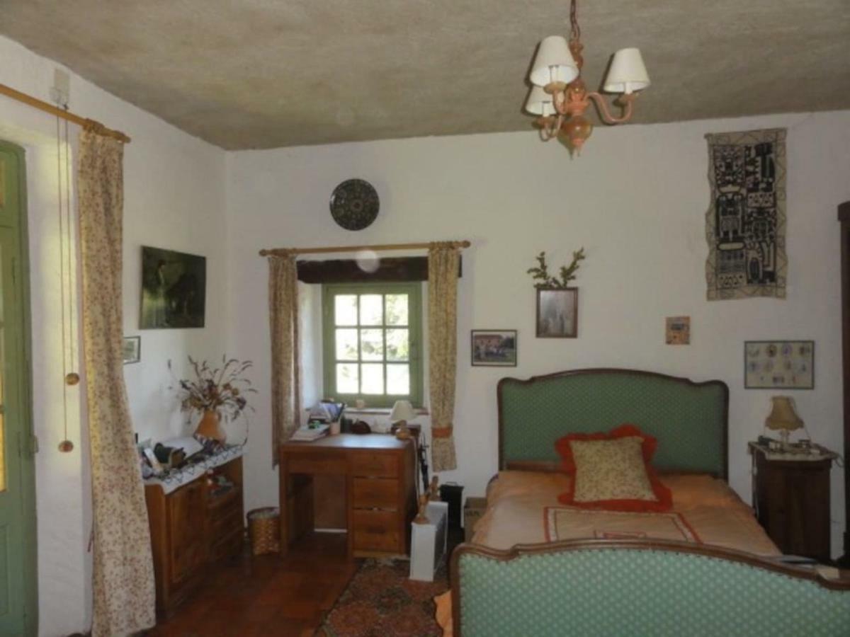 Touvent Maison Au Milieu Des Bois Savignac-de-Miremont Экстерьер фото