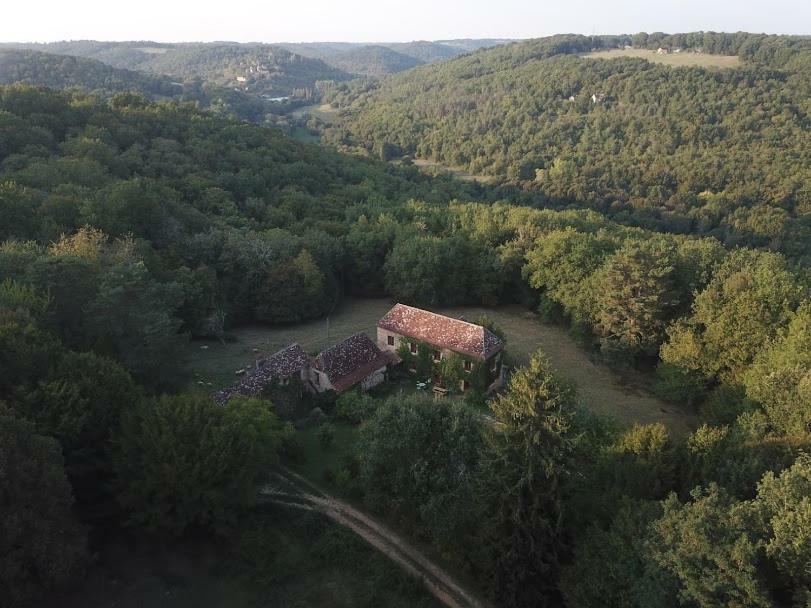 Touvent Maison Au Milieu Des Bois Savignac-de-Miremont Экстерьер фото